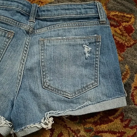 🔵 Rue21 distressed cut off denim shorts  26 - Picture 8 of 8